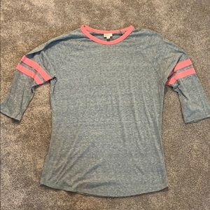 LuLaRoe Randy gray and pink top